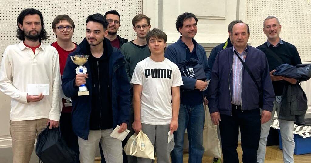 布雷斯地区布尔格。 132名棋手参加了5月1日的国际象棋锦标赛